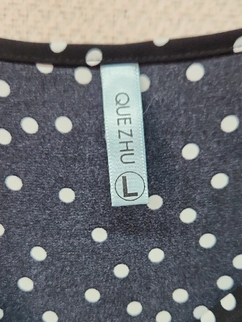 Polka Dot V-Neck Short Sleeve Top - Black/White - Picture 2 of 4